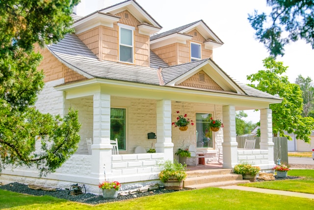 House Washing Services in New Jersey for Mold, Mildew, and Dirt Removal