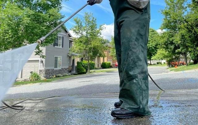 The Ultimate Guide to Power Washing NJ: Protecting and Beautifying Your Home’s Exterior